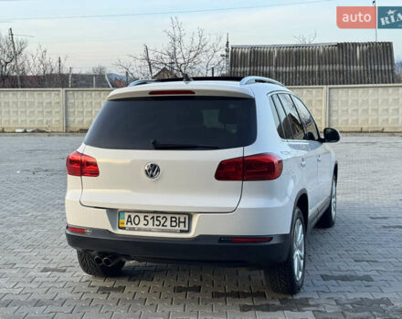 Белый Фольксваген Тигуан, объемом двигателя 1.97 л и пробегом 245 тыс. км за 12999 $, фото 5 на Automoto.ua