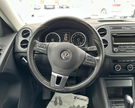 Білий Фольксваген Тігуан, об'ємом двигуна 2 л та пробігом 201 тис. км за 10300 $, фото 15 на Automoto.ua