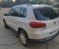 Белый Фольксваген Тигуан, объемом двигателя 1.98 л и пробегом 157 тыс. км за 10000 $, фото 9 на Automoto.ua