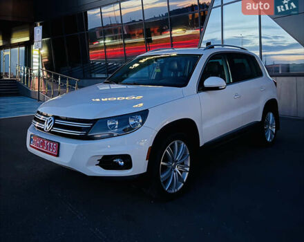 Белый Фольксваген Тигуан, объемом двигателя 0 л и пробегом 210 тыс. км за 11500 $, фото 2 на Automoto.ua