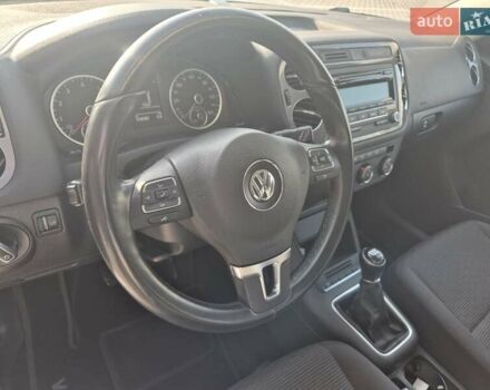 Белый Фольксваген Тигуан, объемом двигателя 1.97 л и пробегом 156 тыс. км за 9999 $, фото 12 на Automoto.ua