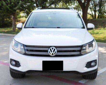 Фольксваген Тигуан 2013 в Хмельницком на Automoto.ua Белый Фольксваген Тигуан, объемом двигателя 2 л и пробегом 85 тыс. км за 4600 $, фото 1 на Automoto.ua