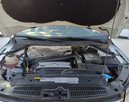 Белый Фольксваген Тигуан, объемом двигателя 1.98 л и пробегом 285 тыс. км за 12500 $, фото 6 на Automoto.ua