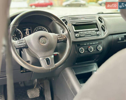Белый Фольксваген Тигуан, объемом двигателя 1.98 л и пробегом 160 тыс. км за 11000 $, фото 6 на Automoto.ua