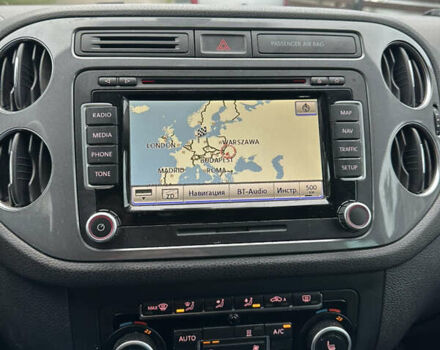 Білий Фольксваген Тігуан, об'ємом двигуна 1.97 л та пробігом 270 тис. км за 17300 $, фото 20 на Automoto.ua