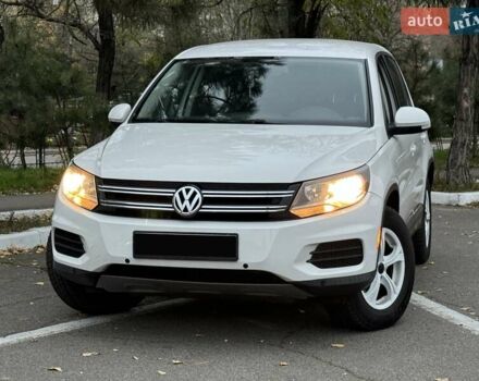 Белый Фольксваген Тигуан, объемом двигателя 1.98 л и пробегом 190 тыс. км за 10900 $, фото 1 на Automoto.ua