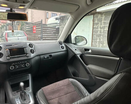 Білий Фольксваген Тігуан, об'ємом двигуна 1.97 л та пробігом 270 тис. км за 17300 $, фото 19 на Automoto.ua