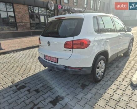 Белый Фольксваген Тигуан, объемом двигателя 1.97 л и пробегом 156 тыс. км за 9999 $, фото 5 на Automoto.ua