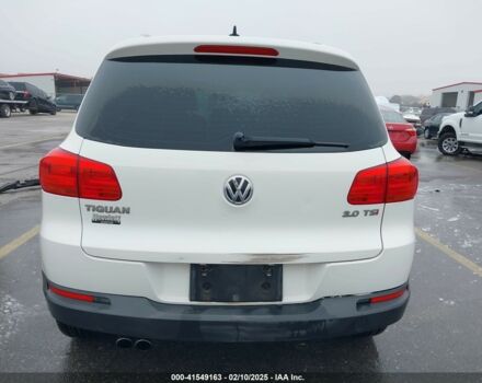 Белый Фольксваген Тигуан, объемом двигателя 2 л и пробегом 115 тыс. км за 9500 $, фото 4 на Automoto.ua