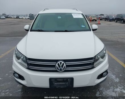 Белый Фольксваген Тигуан, объемом двигателя 2 л и пробегом 115 тыс. км за 9500 $, фото 1 на Automoto.ua