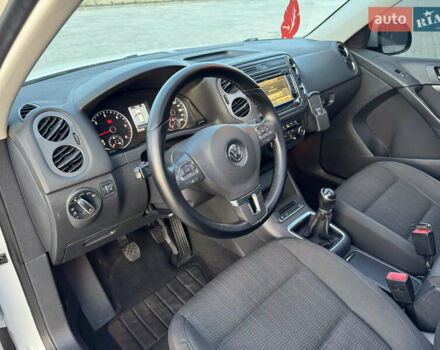 Белый Фольксваген Тигуан, объемом двигателя 1.97 л и пробегом 245 тыс. км за 12999 $, фото 18 на Automoto.ua