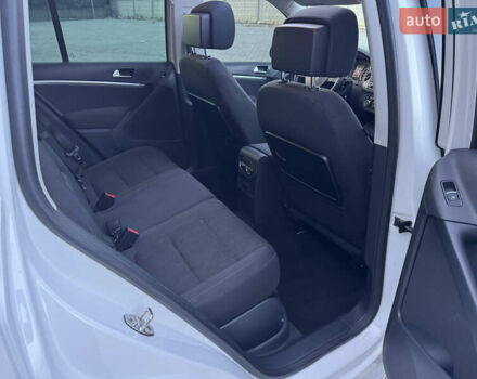 Белый Фольксваген Тигуан, объемом двигателя 1.97 л и пробегом 245 тыс. км за 12999 $, фото 35 на Automoto.ua