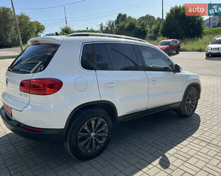 Білий Фольксваген Тігуан, об'ємом двигуна 2 л та пробігом 212 тис. км за 9999 $, фото 8 на Automoto.ua