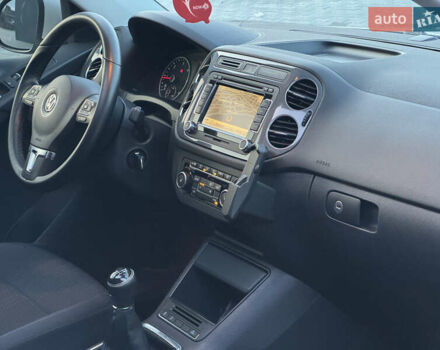 Белый Фольксваген Тигуан, объемом двигателя 1.97 л и пробегом 245 тыс. км за 12999 $, фото 47 на Automoto.ua