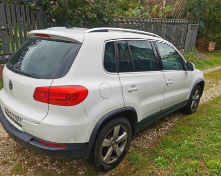 Белый Фольксваген Тигуан, объемом двигателя 2 л и пробегом 219 тыс. км за 14900 $, фото 1 на Automoto.ua