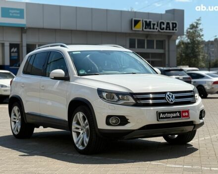 Білий Фольксваген Тігуан, об'ємом двигуна 2 л та пробігом 250 тис. км за 16490 $, фото 2 на Automoto.ua