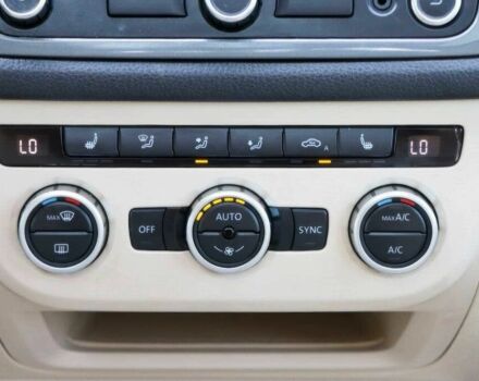 Фольксваген Тигуан 2013 в Хмельницком на Automoto.ua Белый Фольксваген Тигуан, объемом двигателя 2 л и пробегом 85 тыс. км за 4600 $, фото 13 на Automoto.ua