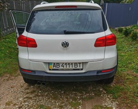 Белый Фольксваген Тигуан, объемом двигателя 2 л и пробегом 219 тыс. км за 14900 $, фото 2 на Automoto.ua