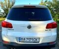 Білий Фольксваген Тігуан, об'ємом двигуна 20 л та пробігом 230 тис. км за 13000 $, фото 5 на Automoto.ua