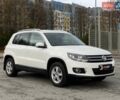 Белый Фольксваген Тигуан, объемом двигателя 2 л и пробегом 216 тыс. км за 14490 $, фото 4 на Automoto.ua