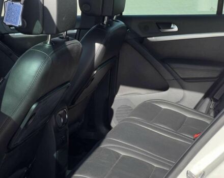 Белый Фольксваген Тигуан, объемом двигателя 2 л и пробегом 121 тыс. км за 8800 $, фото 9 на Automoto.ua