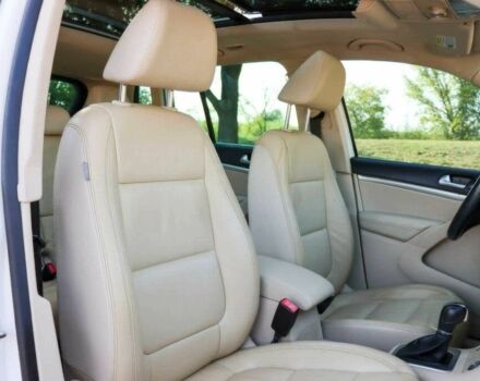 Фольксваген Тигуан 2013 в Хмельницком на Automoto.ua Белый Фольксваген Тигуан, объемом двигателя 2 л и пробегом 85 тыс. км за 4600 $, фото 15 на Automoto.ua