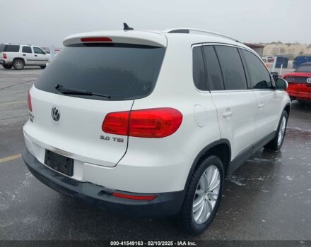 Белый Фольксваген Тигуан, объемом двигателя 2 л и пробегом 115 тыс. км за 9500 $, фото 5 на Automoto.ua