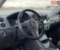 Белый Фольксваген Тигуан, объемом двигателя 2 л и пробегом 216 тыс. км за 14490 $, фото 10 на Automoto.ua
