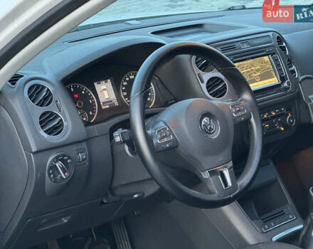 Белый Фольксваген Тигуан, объемом двигателя 1.97 л и пробегом 245 тыс. км за 12999 $, фото 19 на Automoto.ua