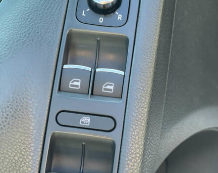 Белый Фольксваген Тигуан, объемом двигателя 1.98 л и пробегом 222 тыс. км за 12799 $, фото 57 на Automoto.ua