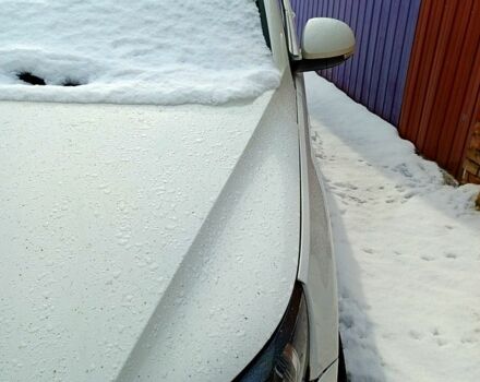 Білий Фольксваген Тігуан, об'ємом двигуна 2 л та пробігом 230 тис. км за 11000 $, фото 4 на Automoto.ua