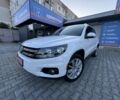 Белый Фольксваген Тигуан, объемом двигателя 2 л и пробегом 178 тыс. км за 12500 $, фото 1 на Automoto.ua