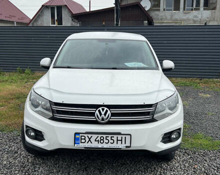 Белый Фольксваген Тигуан, объемом двигателя 1.98 л и пробегом 240 тыс. км за 10900 $, фото 3 на Automoto.ua