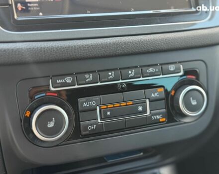 Білий Фольксваген Тігуан, об'ємом двигуна 2 л та пробігом 250 тис. км за 16490 $, фото 28 на Automoto.ua