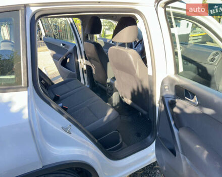 Белый Фольксваген Тигуан, объемом двигателя 1.99 л и пробегом 238 тыс. км за 15600 $, фото 16 на Automoto.ua