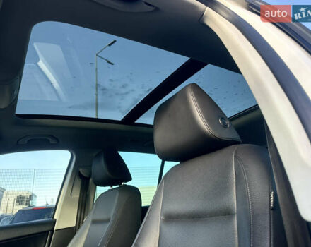 Белый Фольксваген Тигуан, объемом двигателя 2 л и пробегом 248 тыс. км за 9999 $, фото 11 на Automoto.ua