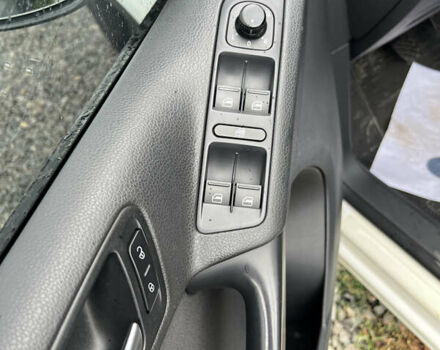 Белый Фольксваген Тигуан, объемом двигателя 1.98 л и пробегом 240 тыс. км за 10900 $, фото 14 на Automoto.ua