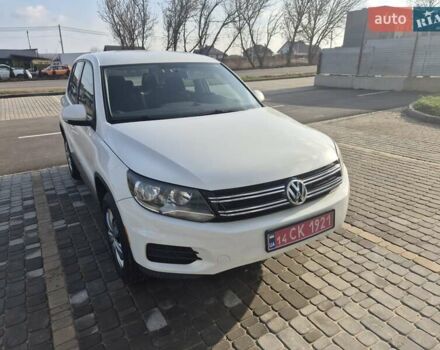 Белый Фольксваген Тигуан, объемом двигателя 1.97 л и пробегом 156 тыс. км за 9900 $, фото 6 на Automoto.ua