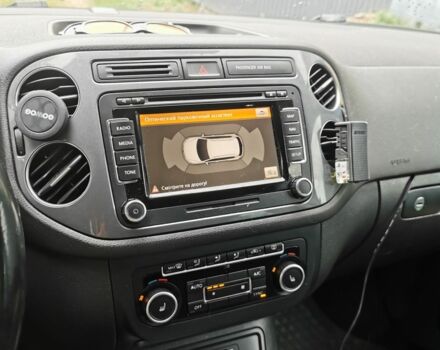 Белый Фольксваген Тигуан, объемом двигателя 2 л и пробегом 219 тыс. км за 14900 $, фото 14 на Automoto.ua