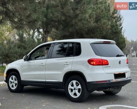 Белый Фольксваген Тигуан, объемом двигателя 1.98 л и пробегом 190 тыс. км за 10900 $, фото 8 на Automoto.ua