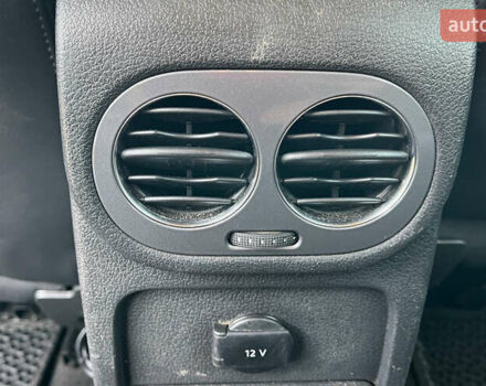 Білий Фольксваген Тігуан, об'ємом двигуна 1.39 л та пробігом 270 тис. км за 13999 $, фото 20 на Automoto.ua