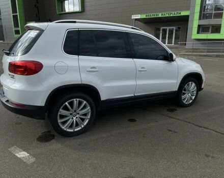 Белый Фольксваген Тигуан, объемом двигателя 2 л и пробегом 162 тыс. км за 13000 $, фото 8 на Automoto.ua