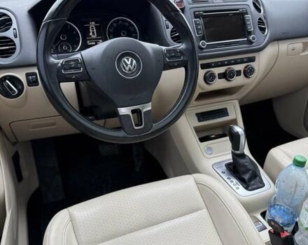 Белый Фольксваген Тигуан, объемом двигателя 2.01 л и пробегом 122 тыс. км за 12300 $, фото 17 на Automoto.ua