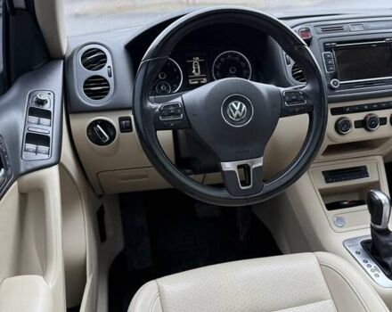 Белый Фольксваген Тигуан, объемом двигателя 2.01 л и пробегом 122 тыс. км за 12300 $, фото 18 на Automoto.ua