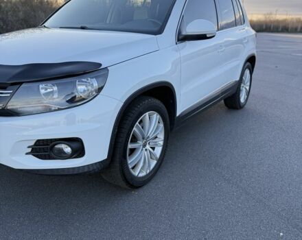 Білий Фольксваген Тігуан, об'ємом двигуна 2 л та пробігом 122 тис. км за 12200 $, фото 4 на Automoto.ua