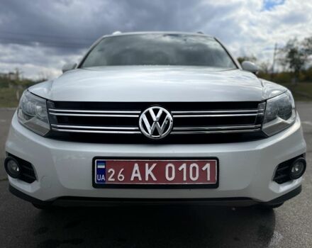 Белый Фольксваген Тигуан, объемом двигателя 2 л и пробегом 162 тыс. км за 13000 $, фото 12 на Automoto.ua