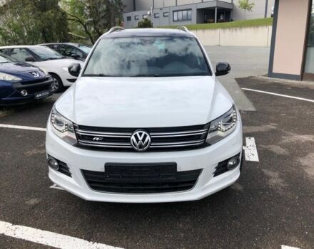 Білий Фольксваген Тігуан, об'ємом двигуна 2 л та пробігом 142 тис. км за 9200 $, фото 5 на Automoto.ua