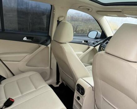 Белый Фольксваген Тигуан, объемом двигателя 1.98 л и пробегом 122 тыс. км за 12300 $, фото 15 на Automoto.ua