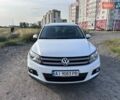 Білий Фольксваген Тігуан, об'ємом двигуна 1.97 л та пробігом 287 тис. км за 15800 $, фото 1 на Automoto.ua