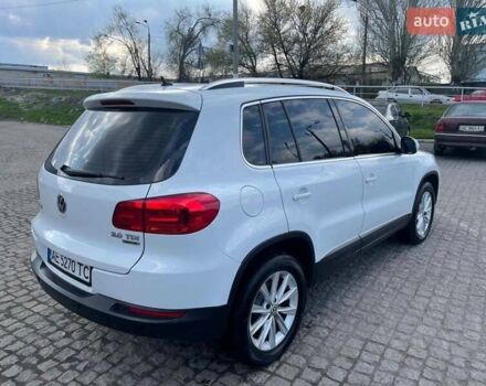 Белый Фольксваген Тигуан, объемом двигателя 1.97 л и пробегом 75 тыс. км за 18000 $, фото 2 на Automoto.ua